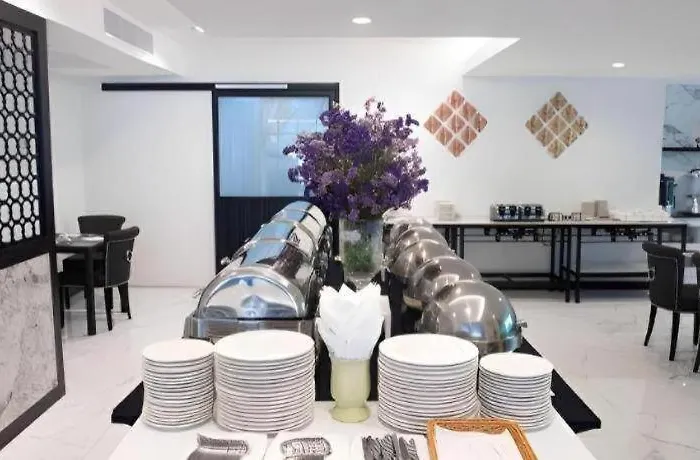 Iconic 4* Bangkok