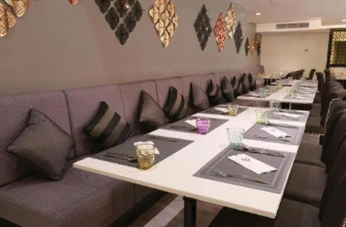 Hotel Iconic 4*